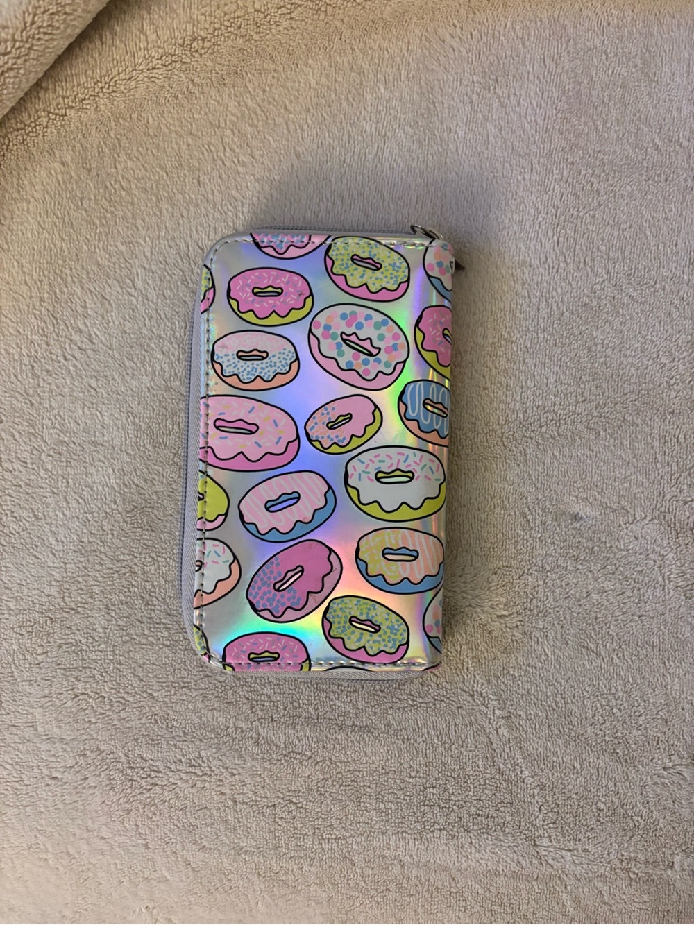 Holographic Donut Pattern Phone Wallet Case - Pink/Green